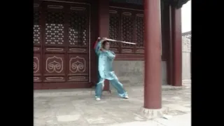 32 формы Тайцзи Цзянь (Competition 32 Form Tai Chi Sword)