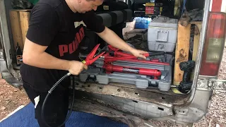 How to use a spreader when using Hydraulic Ram Jack