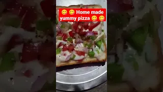 Home made yummy pizza 😋😋😋#reels#video#subscribe#food #reels#viralvideo#shortvideo #viral#viral#pizza