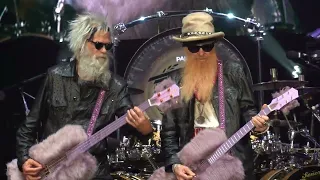 ZZ Top Live 2023 🡆 Legs 🡄 July 30 ⬘ The Woodlands, TX