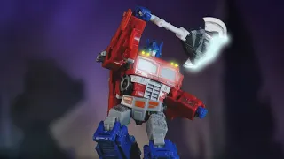 Transformers Stop Motion | Optimus Prime and "Siege"