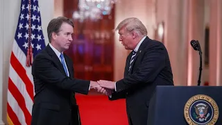 Trump entschuldigt sich im Namen der Nation bei Kavanaugh