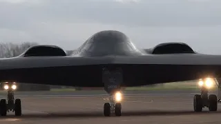 🇺🇸 2x B-2 Stealth Bomber RAF Fairford