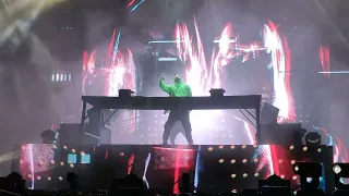 Alan Walker performing at Sunburn Arena Chennai Diamond Heart