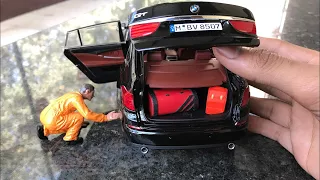 Diecast Unboxing-2012 BMW 5 Series Gran Turismo GT 1/18 Diecast BMW Merchandise