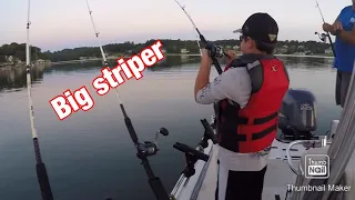 Smith Mountain Lake, Virginia - Striper Fishing