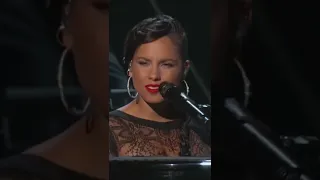 The Weeknd Alicia Keys Earned It Live