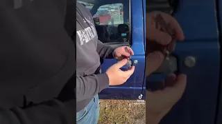 Lishi Lockpicking a 2011 Ford Ranger open in seconds