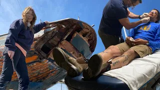 Removing our wooden sailing boat’s transom and Alex gets hurt…