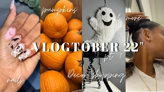 VLOGTOBER : Spooky nails inspo, School, OOTD, Halloween Decor + decorate with me!