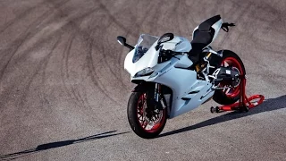 2016 NEW DUCATI PANIGALE 959 testing on the road