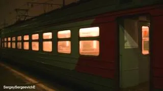 Электропоезд ЭР2Т платформа Матвеевская
