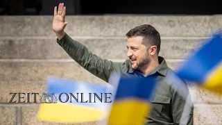 Wolodymyr Selenskyj bedankt sich vor dänischem Parlament für Kampfjetzusage
