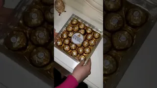 распаковка конфет FERRERO ROCHER🍬