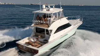For sale-VIKING 52' CONVERTIBLE(2002)