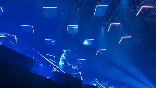 Bon Iver - Holocene (Live @ First Direct Arena, Leeds)