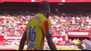 Geoffrey Kondogbia vs Sevilla 17/18 (Away)