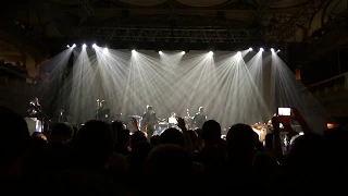 Noel Gallagher's High Flying Birds - Wonderwall (Prague @Palác Lucerna 2018)