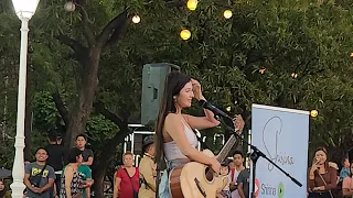 Sydney Busker Superstar Shirina Holmatova sings Perfect cover Live at the Luneta Park, Manila