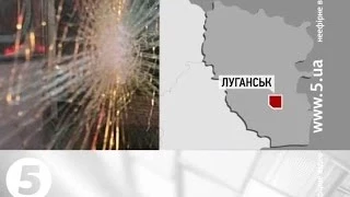 Снаряд терористів влучив в маршрутку: 2 жертви - #Луганськ