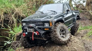 Toyota HiLux SR5; 1985; SCX 10 III   2024.04.14. part 3