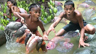 Red fish, cooking eating delicious & meet mango fruit at waterwall | Primitive technology