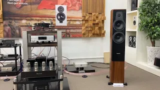 Dynaudio Contour 30i & T+A R1000e