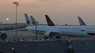 American Airlines landing at San Antonio international airport