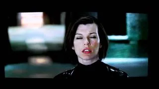 Becky and Alice Resident Evil Retribution