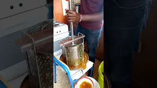 How to use honey press machine