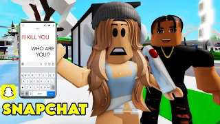 THE CREEPY STALKER HAS A CRUSH ON ME ON SNAPCHAT!| ROBLOX BROOKHAVEN (CoxoSparkle)