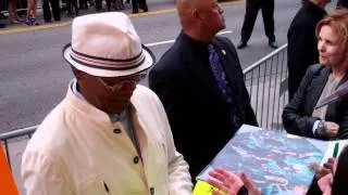 Samuel L. Jackson signs for fans at Marvel's 'The Avengers' film Premiere