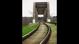 "ДАЛЬНЕЙШИМ ВЕСЕННИМ КУРСОМ!"... (Фото Юрия СИЗОВА (Владимир), музыка - AUSTRALIS)