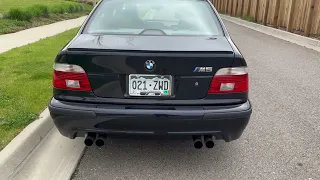 BMW E39 M5 Revs