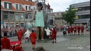 De Reuzen van Royal de Luxe in Leeuwarden (4) 18-08-2018