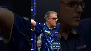 INSANITY by Jeff Smith 😲 An incredible 167 finish to seal the match! #darts #shorts