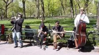 Bei Mir Bist Du Schön - Tin Pan (live in Central Park)