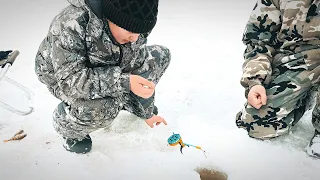 семён запомнит на долго эту рыбалку.. приехал рыбнадзор!!