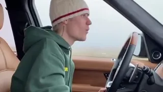 Justin Bieber singing Santa Claus is coming to town while driving #BIEBER2020