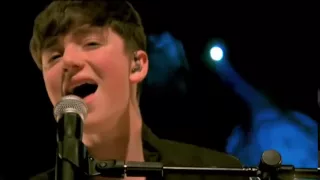 Greyson Chance - Sunshine And City Lights (Live at MTV Sessions)