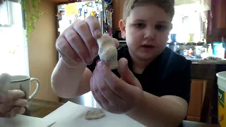 making pennywise out of clay