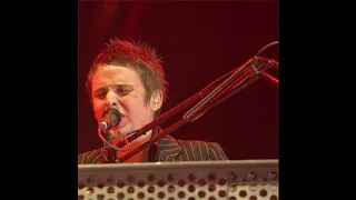 Muse - Bliss live from Earl's Court (audio), London  12/20/2004 - Amazing falsetto