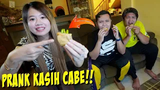 PRANK MASUKIN CABE KE MAKANAN ZAINAL DAN JULIO!! AUTO MUNTAH!!