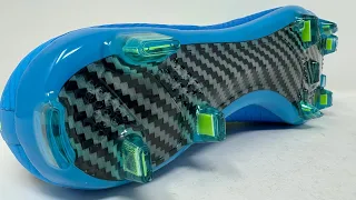 Carbon fiber football boots are back in 2024!