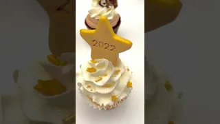 New Year’s Cupcakes