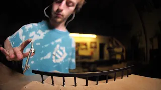 Fingerboarding in Slow Motion