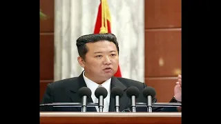 Ким Чен Ын продолжает худеть. СМИ показали свежее фото лидера КНДР.