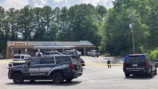 3 hospitalized after shooting at DeKalb County barbershop