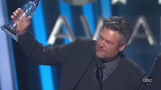 Blake Shelton Wins Single of the Year at CMA Awards 2019 - The CMA Awards