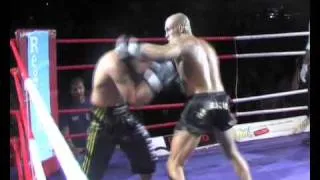 HAHAMIDIS XAXAMIDIS ΑΠΑΝΤΗΣΗ ΣΤΟΝ ΜΠΙΤΑΚΟ KICK BOXING XAXAMIDIS VS MPITAKOS